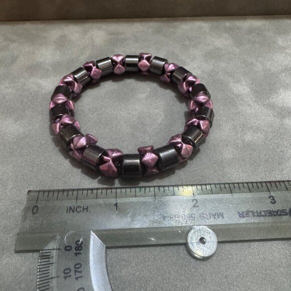 Purple Pink Magnetic Hematite Beaded Bracelet Elastic Stretch Design Modern - Picture 3 of 3